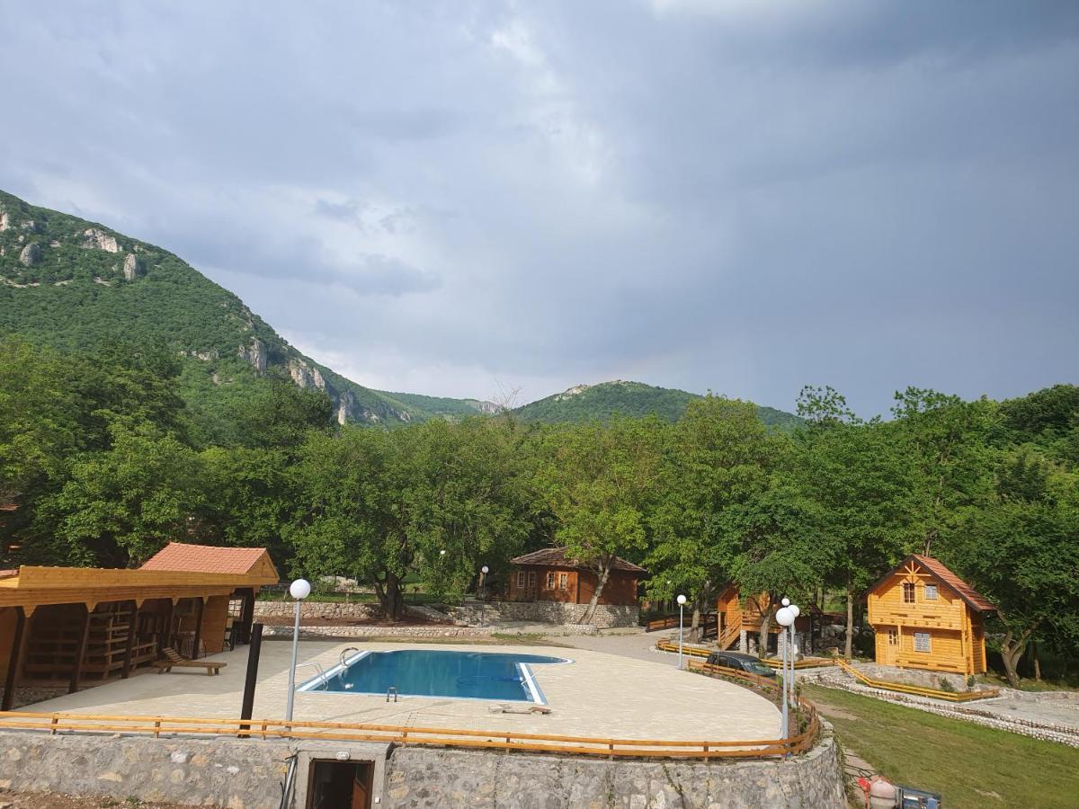 Vodopad Lisine Bed & Breakfast Strmosten Екстериор снимка